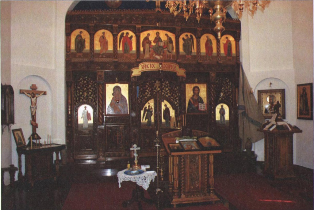 Кладбищенская церковь.jpg