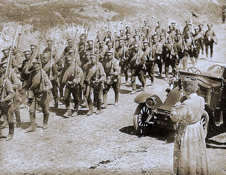 Генерал Пржевальский М.А. Маршевая колонна. Кавказский фронт. 1916 год -сайт.jpg Генерал Пржевальский М.А. Маршевая колонна. Кавказский фронт. 1916 год -сайт.jpg